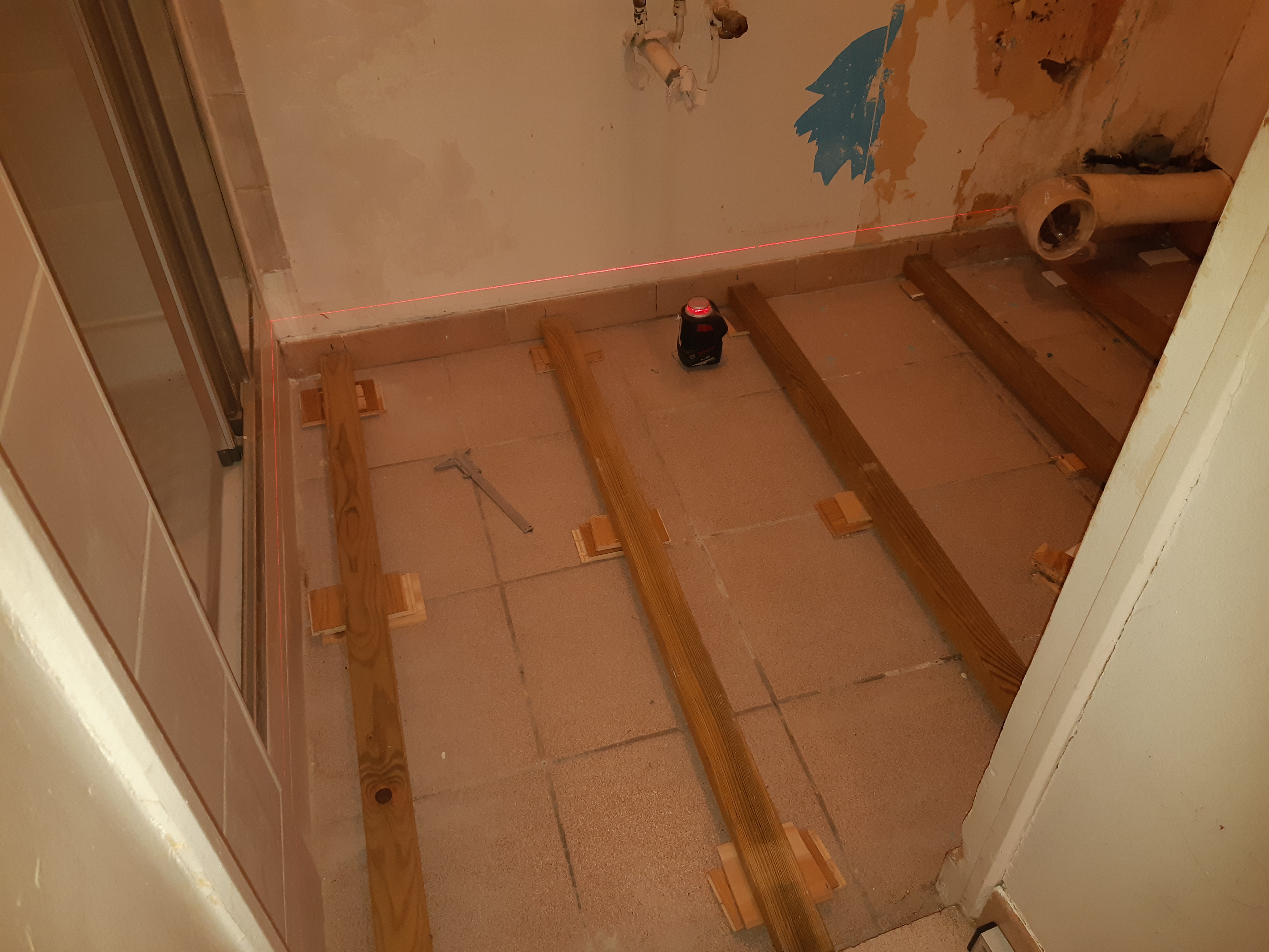 Avant Rénovation complète salle de bain