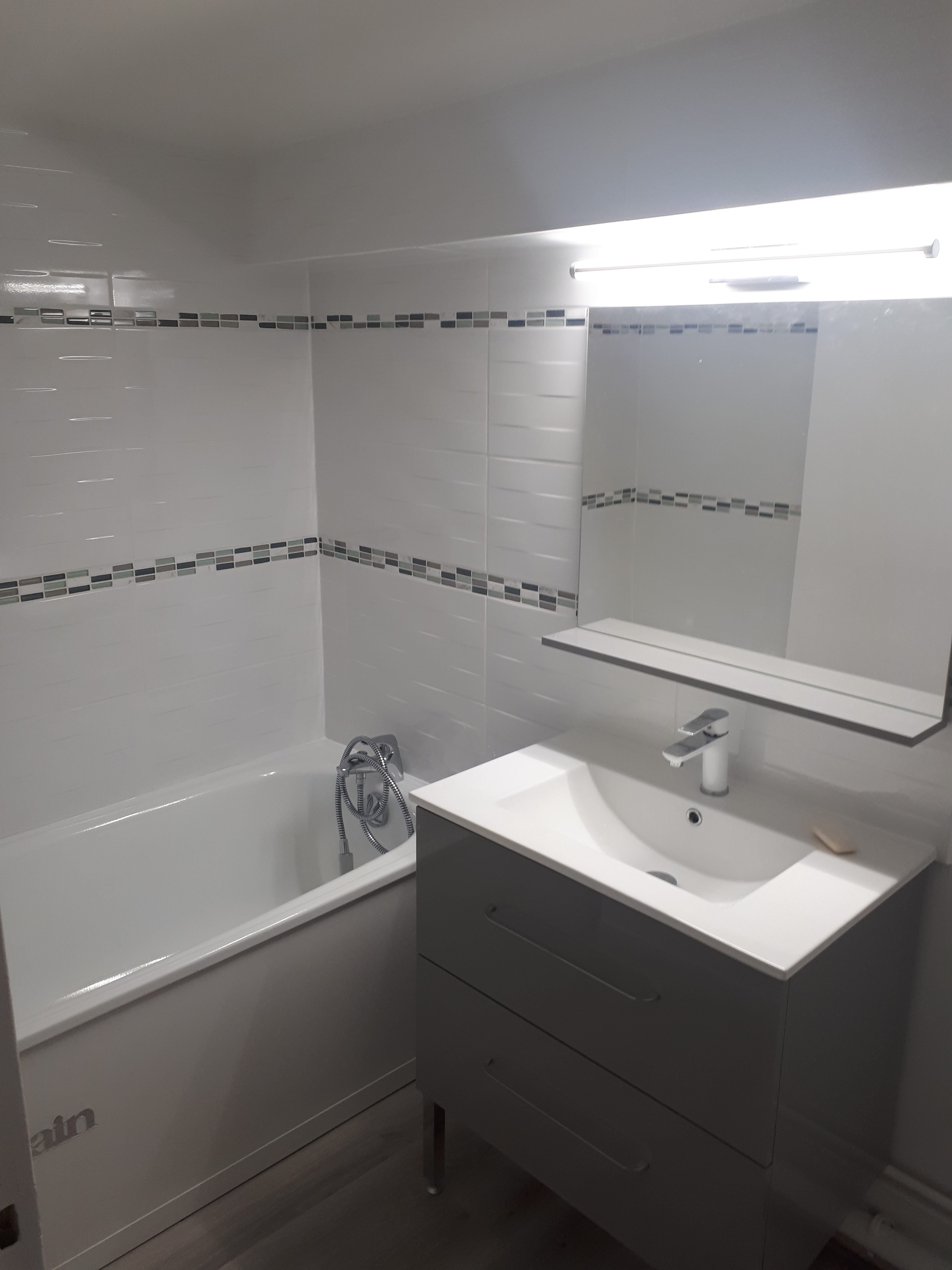 Après Salle d'eau zen